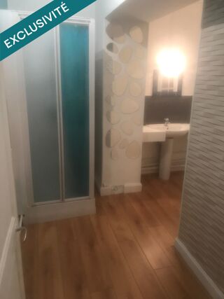  Immeuble � vendre 254 m�