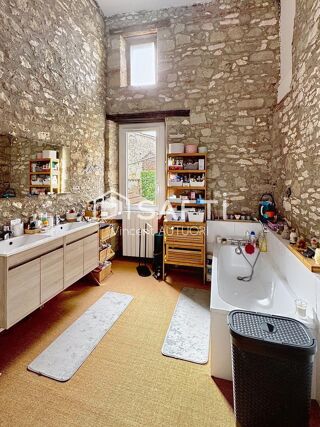  Maison  vendre 7 pices 198 m