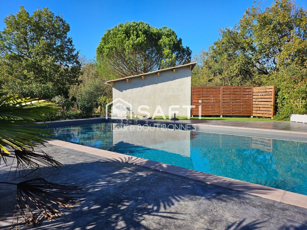 Deux maisons indépendantes sur grand terrain avec piscine