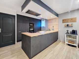  Maison � vendre 5 pi�ces 130 m�