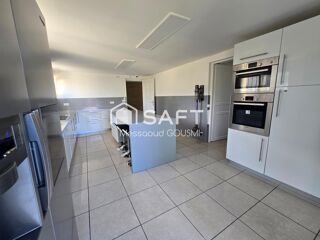  Maison à vendre 5 pièces 168 m²