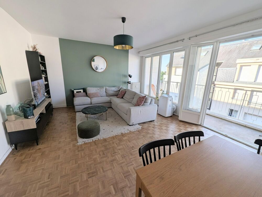 APPARTEMENT T4 avec box, cave, grenier
