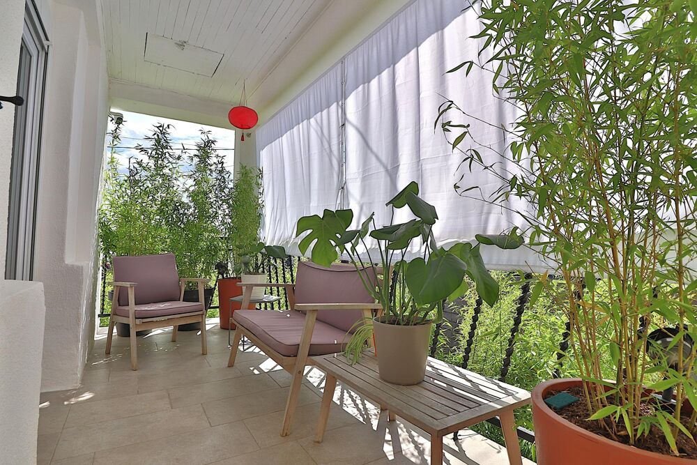 Maison entièrement rénovée en 2024 édifiée sur 873 m² de terrain.