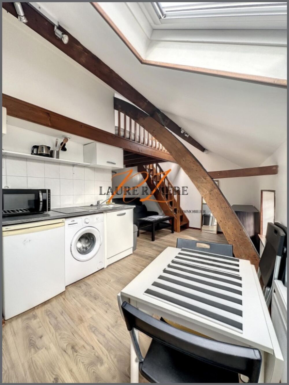 Vente Appartement Charmant studio meublé avec mezzanine – 25 m² au sol – Vieux Lille Lille