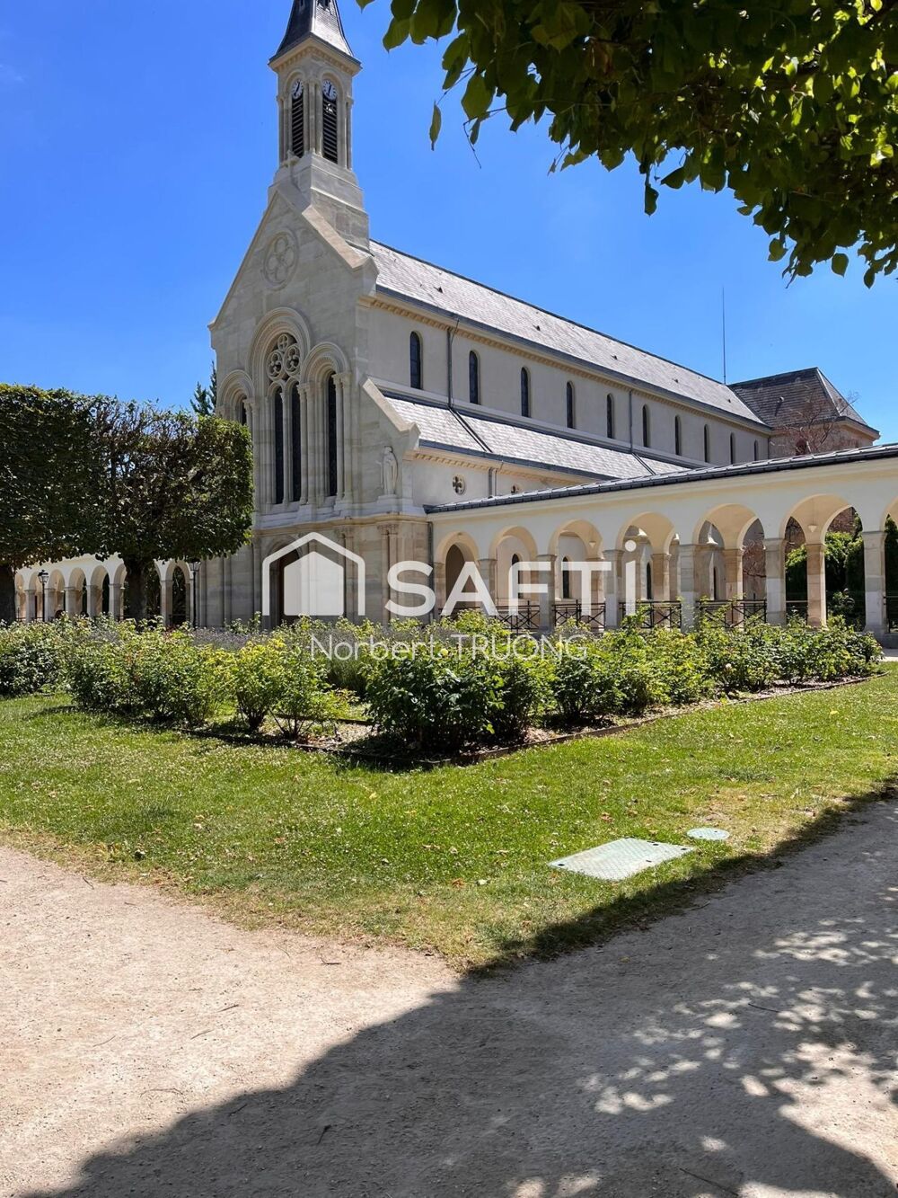 Vente Appartement 4 PIECES - 3CH - 1 SDB - 1 SDE - 2 WC - PARKING Issy-les-moulineaux