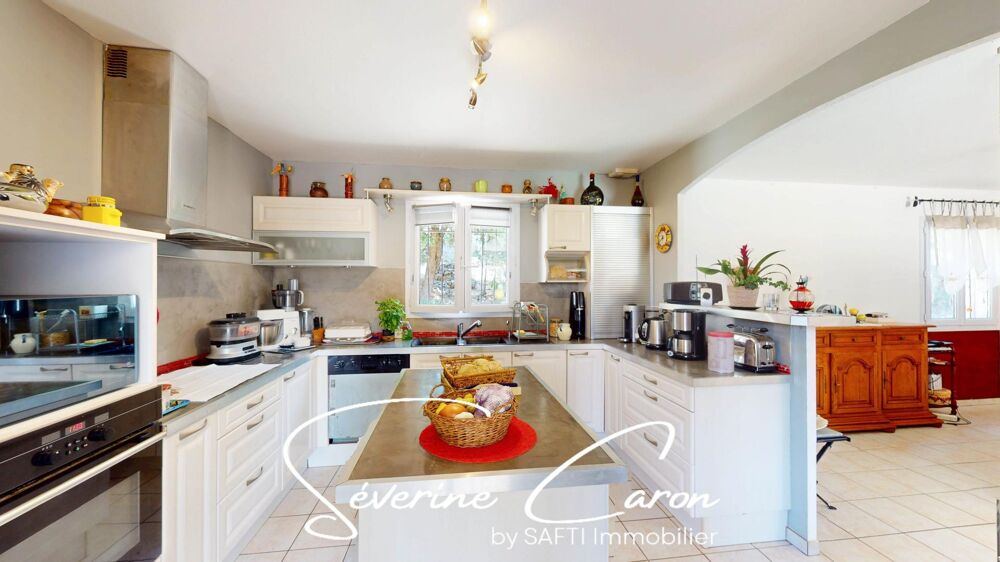 Vente Maison Villa plain-pied à Sainte-Anastasie-sur-Issole avec piscine Sainte-anastasie-sur-issole