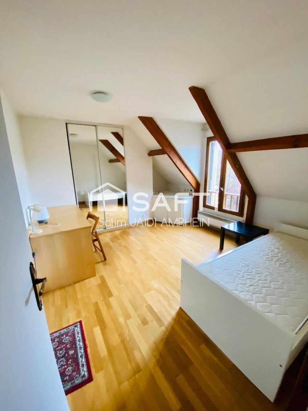 Maison vendue louée 6 350€/mois, idéal investisseur !