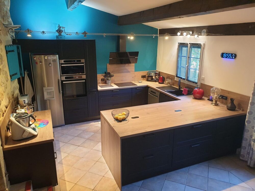 Vente Maison A saisir Mas d'exception en pierre situé sur la commune de Jaujac Jaujac