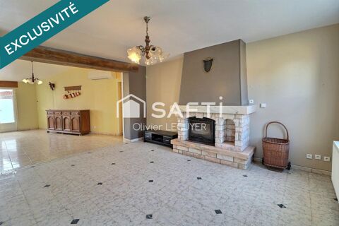   Maison individuelle d'environ 160 m2, 5 chambres possibles, garage de 70 m2, terrain de 1085 m2 bord� par la rivi�re. Maison - 6 pi�ce(s) - 160 m�