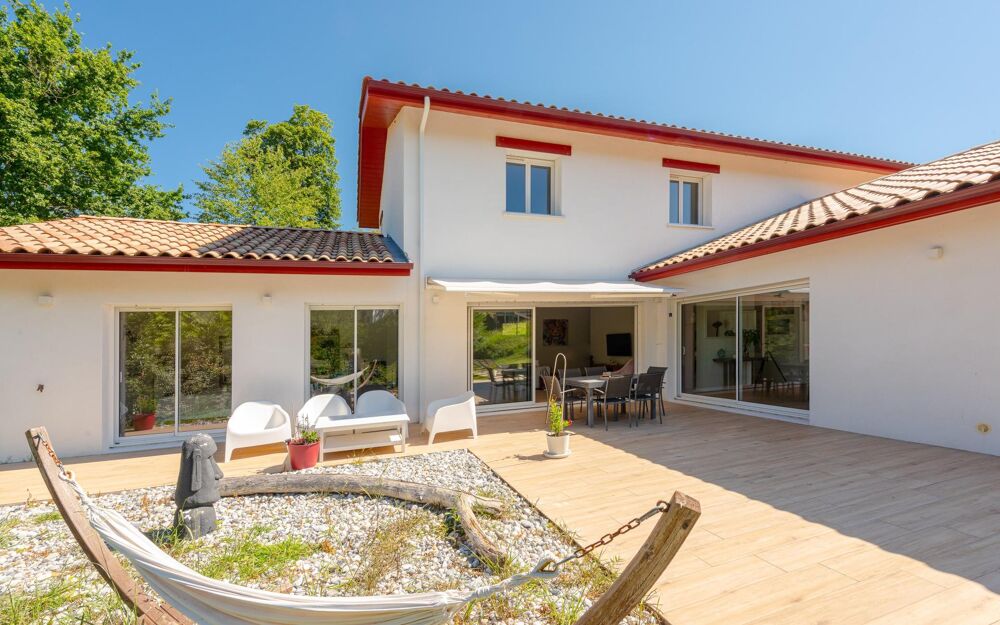 Villa T7 avec un appartement indépendant