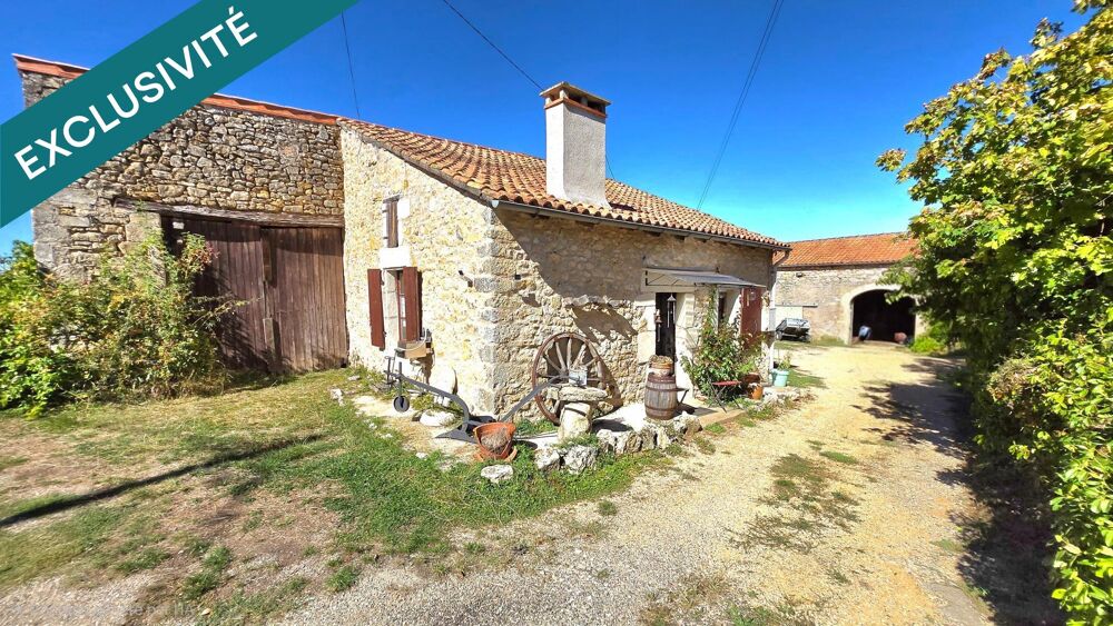 Bel ensemble familial de caractère proche toutes commodités sur près d'un hectare de terrain