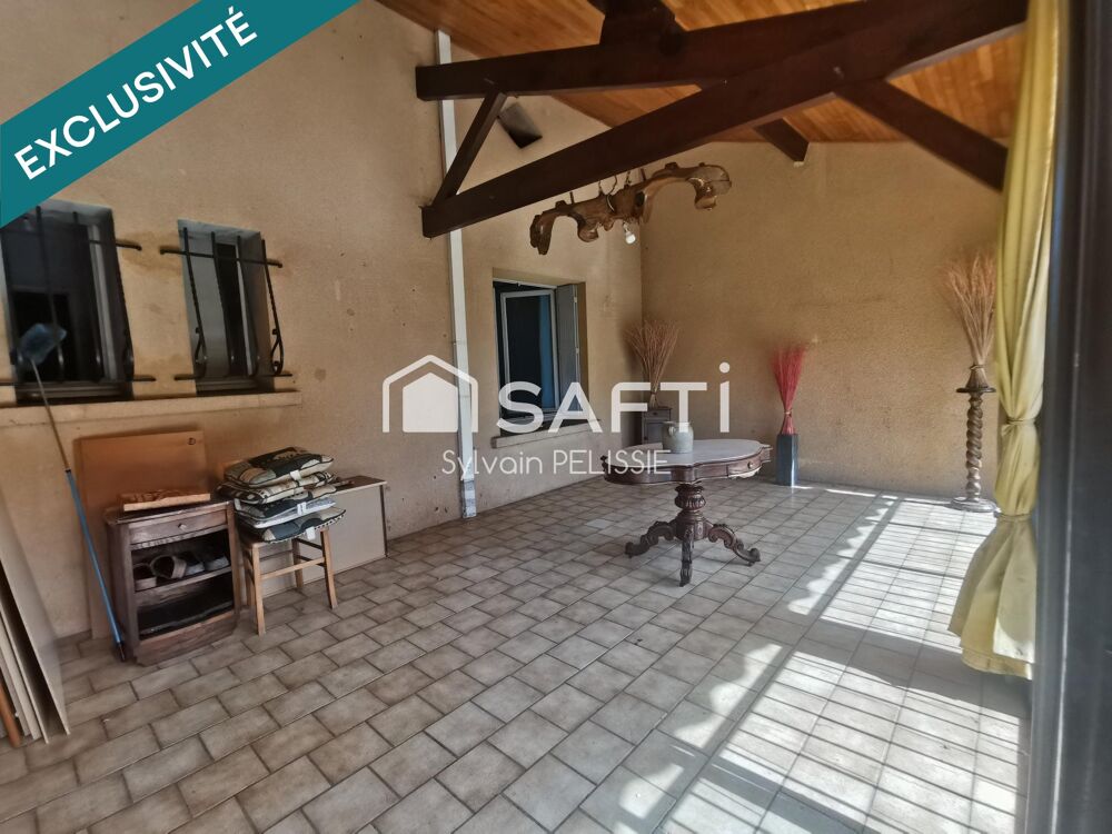Vente Maison Maison de ville avec studio indépendant, grand garage de 70 m² et jardin clos en plein centre de Moissac ! Moissac