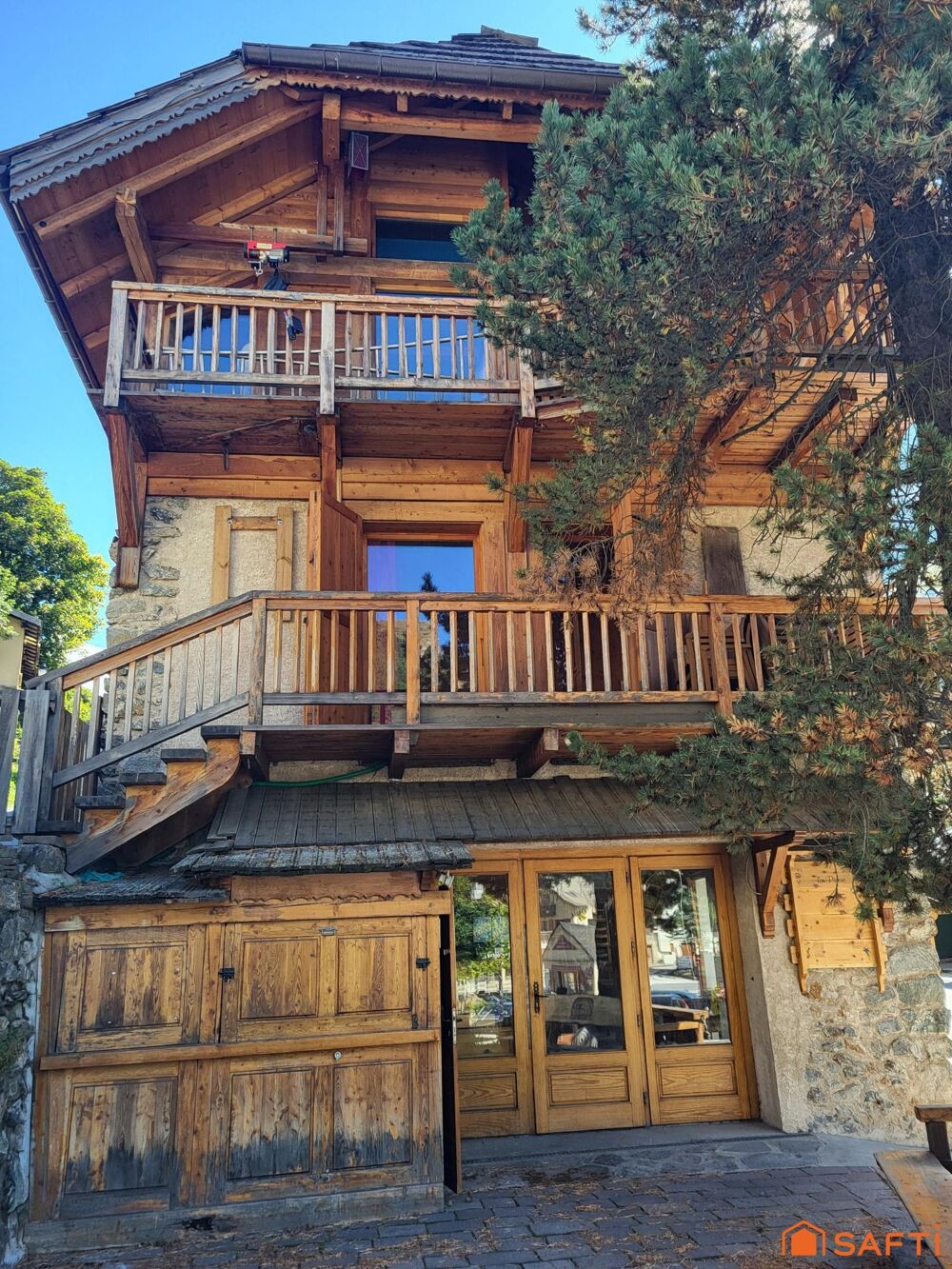 Vente Maison Maison 211 m2 avec local commercial La grave