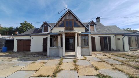   Longère de caractère, dépendances, terrain de 6 700 m² Maison - 3 pièce(s) - 140 m²