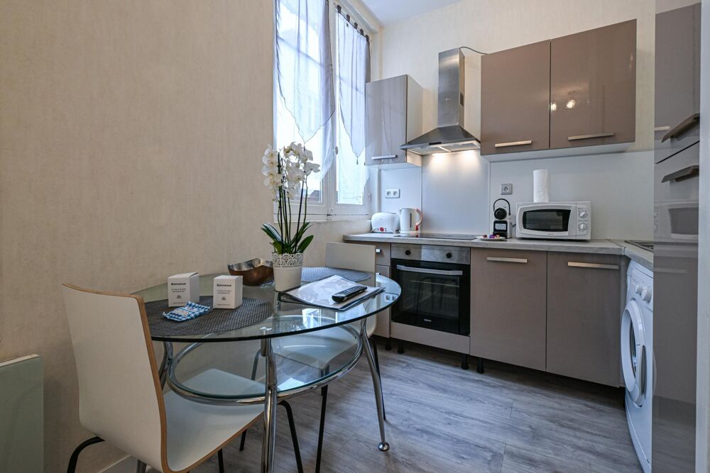 Ensemble 3 appartements 80 m² Vichy Coeur de ville proche Opéra idéal location courte durée idéal investisseur