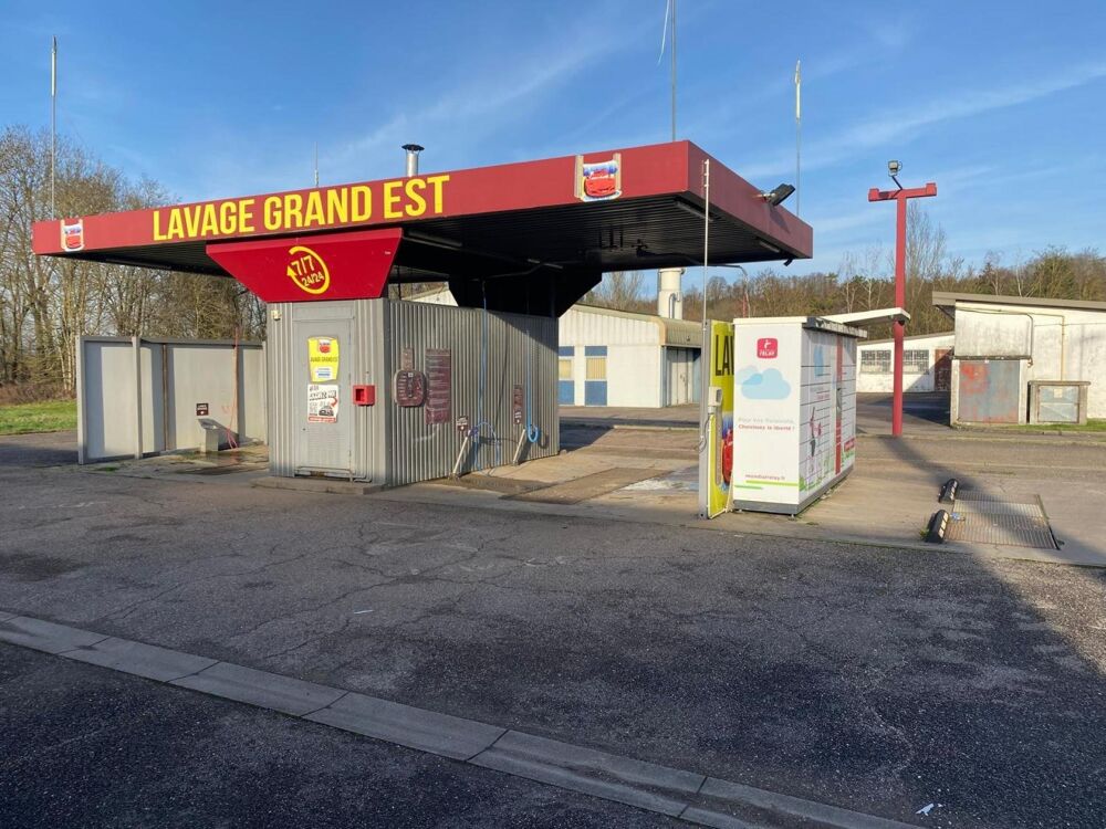 Vente Parking/Garage tres proche de tout commerces et sur un axe tres passant Mirecourt