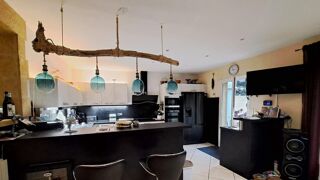  Maison � vendre 5 pi�ces 210 m�