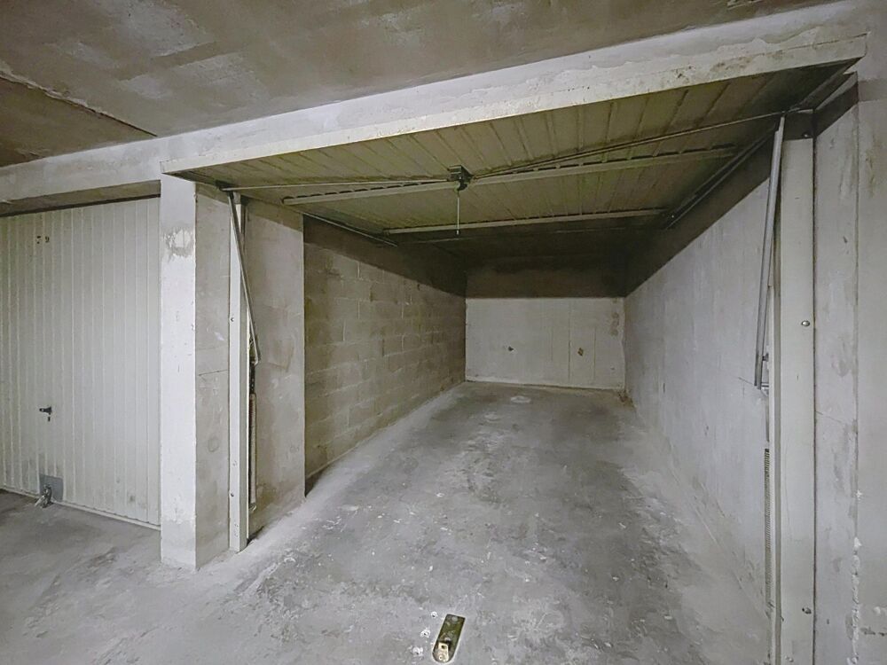 Vente Parking/Garage GRAND GARAGE FERME EN SOUS SOL Montpellier