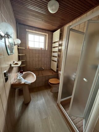  Maison  vendre 8 pices 212 m