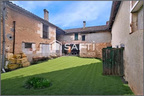   Maison à rénover avec jardin et dépendances - 160m² - Vergt Maison - 3 pièce(s) - 160 m²