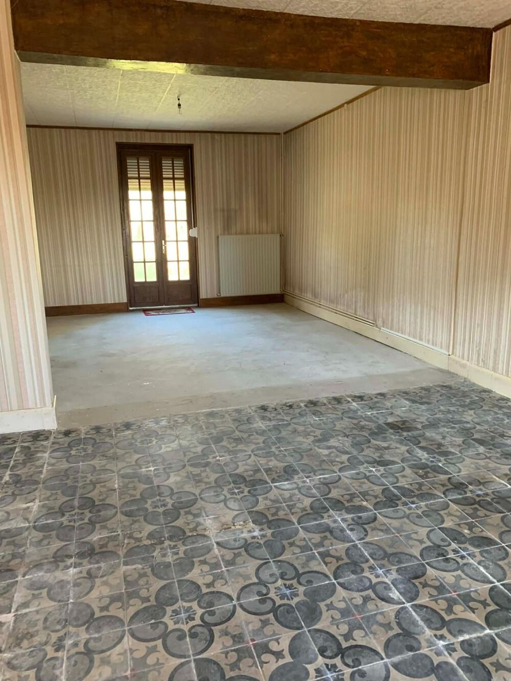 Maison familiale énorme potentiel
