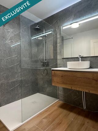  Appartement  vendre 2 pices 45 m