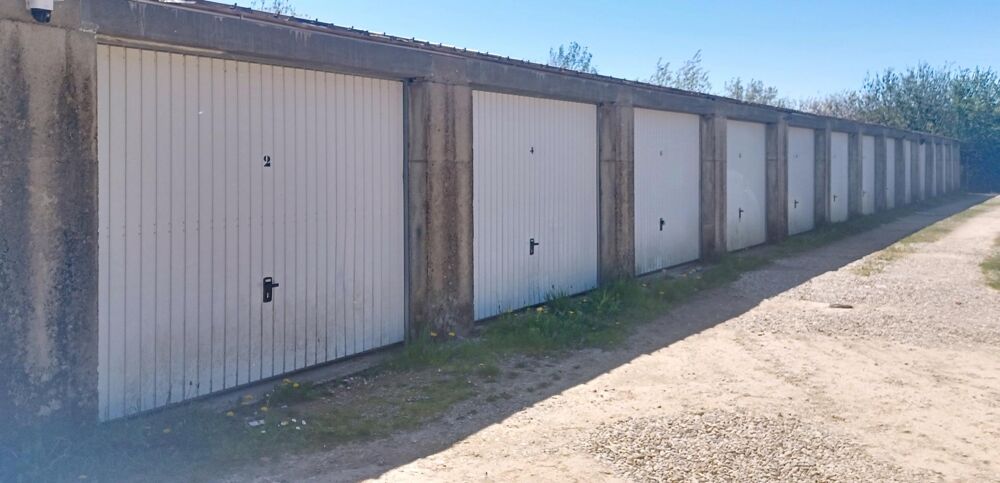 Vente Parking/Garage lot 26 boxs Montauban