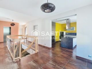  Maison � vendre 8 pi�ces 331 m�