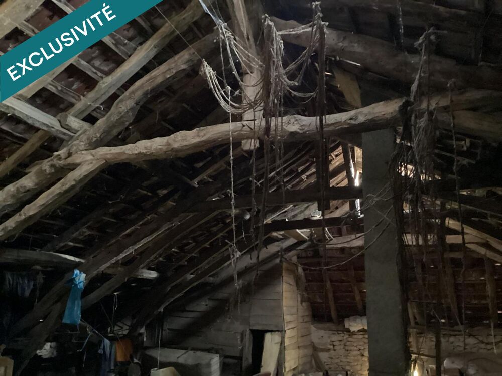 Vente Maison Beau corps de ferme avec maison de 120 m² + 748 m² de dépendances et 39 hectares de terres énorme potentiel Trespoux-rassiels