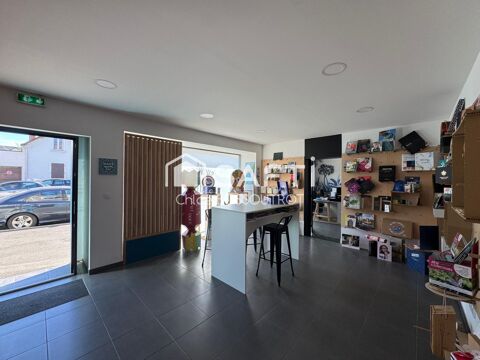 Murs commerciaux 120 m&sup2; + terrain constructible 92 m&sup2; &agrave; Angers 195000 49100 Angers