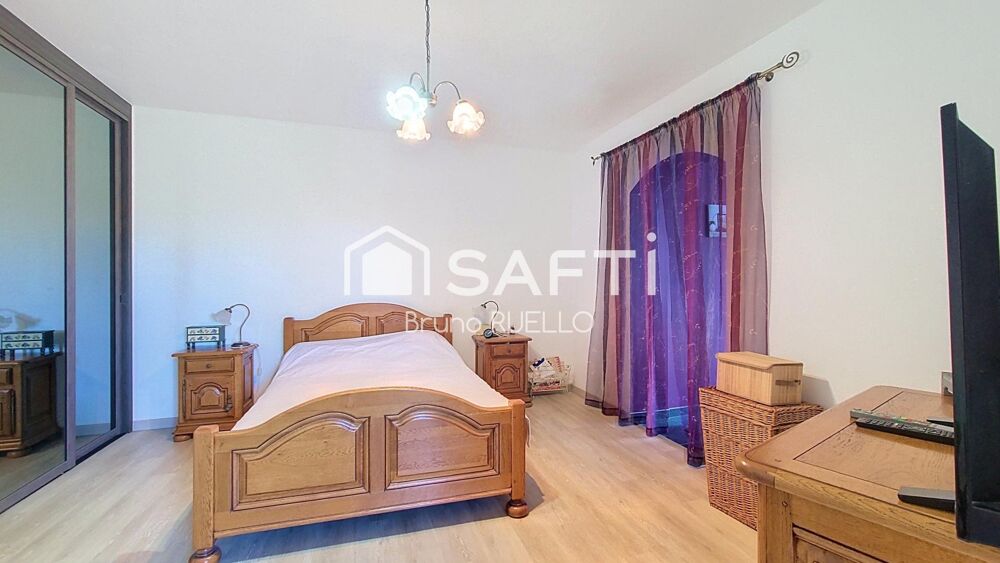 à vendre  Maison Montesquieu-des-Albères (66740)