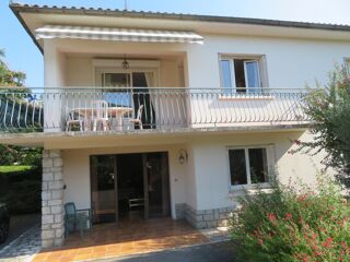  Maison  vendre 8 pices 178 m