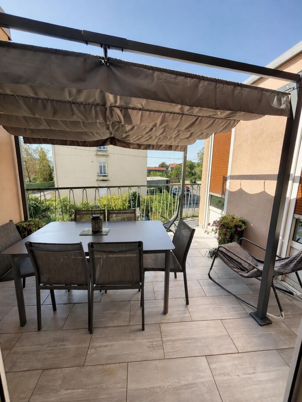 Vente Appartement Appartement de 164 m² avec jardin et 2 garages Bruyeres