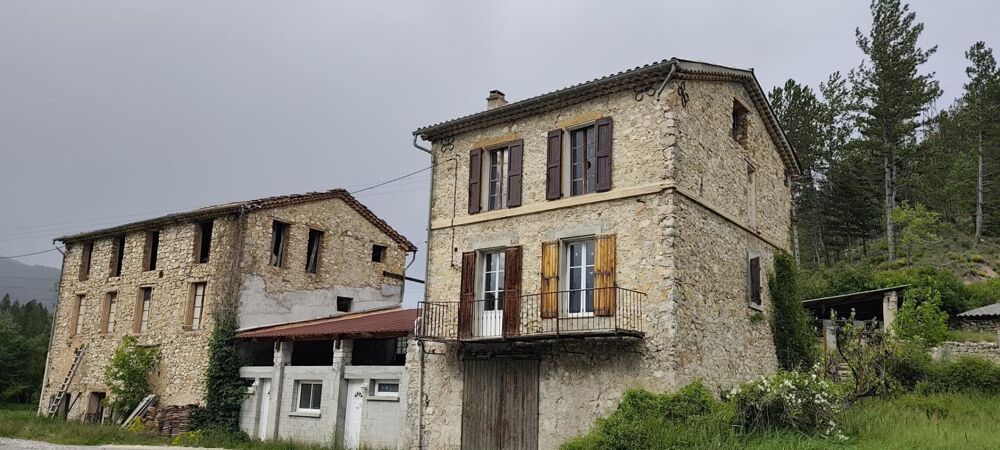 Vente Maison Domaine unique avec Moulin et 17 hectares à Barrème Barreme