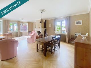  Maison � vendre 8 pi�ces 240 m�