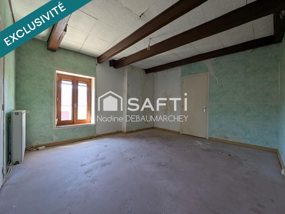 Maison de village, en pierre : 3/4 chambres, 1 espace bureau/jeux, sous-sol complet et terrasse