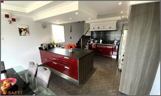  Maison � vendre 7 pi�ces 230 m�