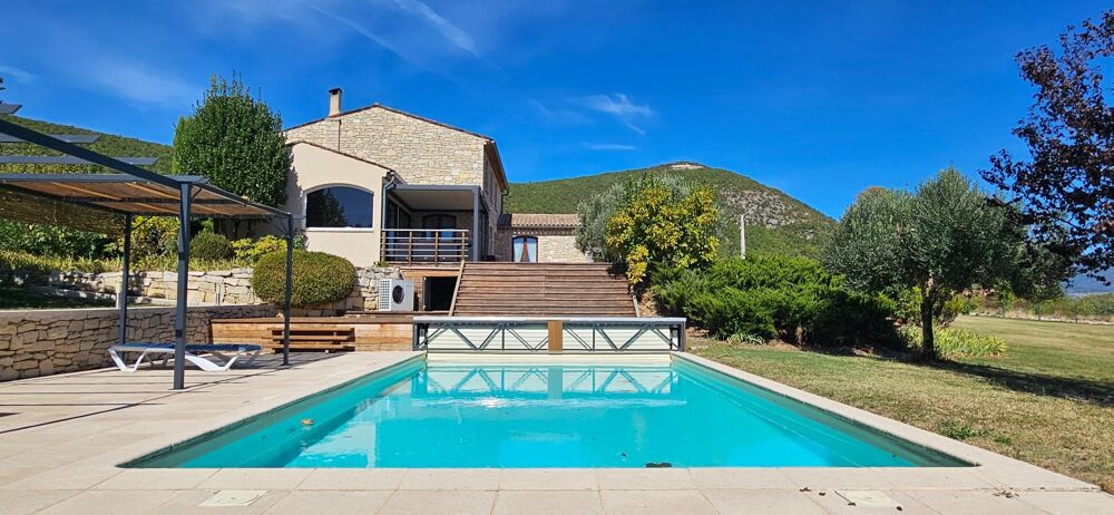 Magnifique propriété avec vue panoramique et terrains constructibles