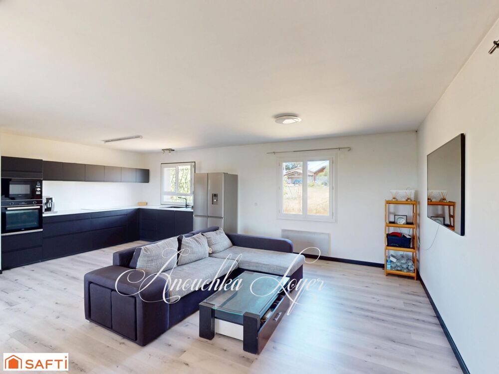 Maison avec vue dégagée et terrain constructible
