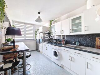  Appartement � vendre 5 pi�ces 99 m�