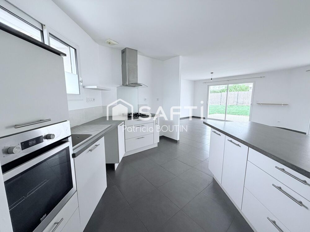 Vente Maison PAVILLON DE PLAIN PIED 4 CHAMBRES DONT UNE SUITE PARENTALE ET GARAGE A NIORT ! Niort