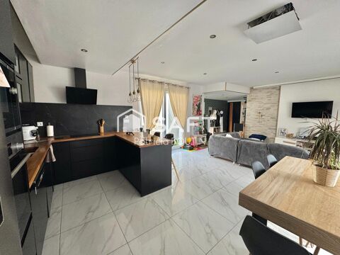   PAVILLON DE PLAIN PIED 4 CHAMBRES DONT UNE SUITE PARENTALE + DOUBLE GARAGE A SAINT MAXIRE ! Maison - 5 pi�ce(s) - 121 m�