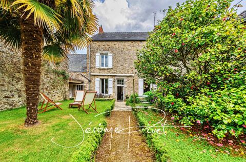   Authenticit� et beaucoup de charme pour cette demeure coeur de ville. Maison - 7 pi�ce(s) - 167 m�