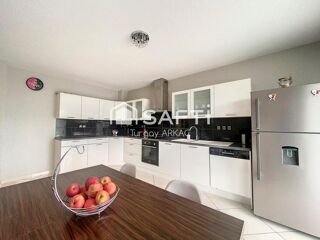  Maison  vendre 7 pices 142 m