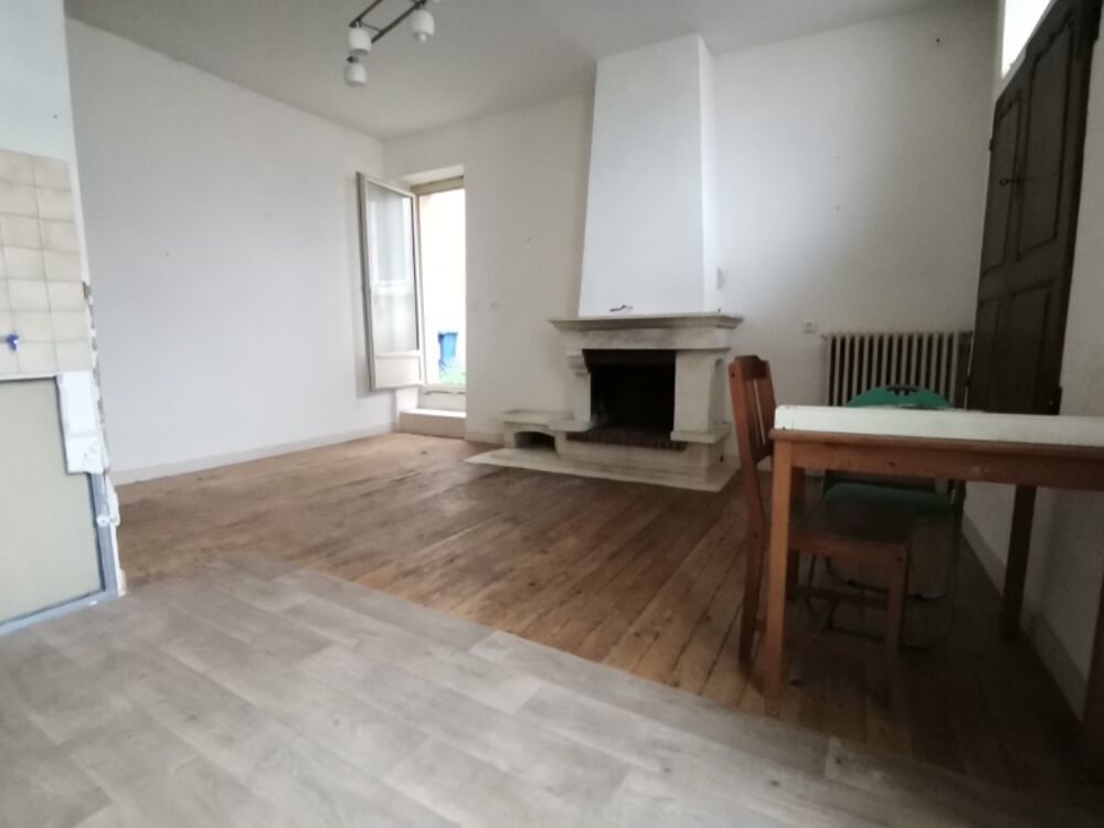 Maison 7 pièces 300 m² · à Salins-les-Bains · 300 m² · 119 000 €
