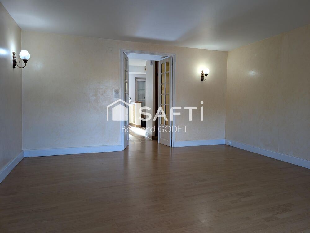 Vente Maison Charroux – Maison de ville 4 chambres, habitable sans travaux Charroux