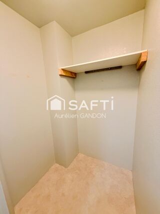  Appartement à louer 2 pièces 45 m²