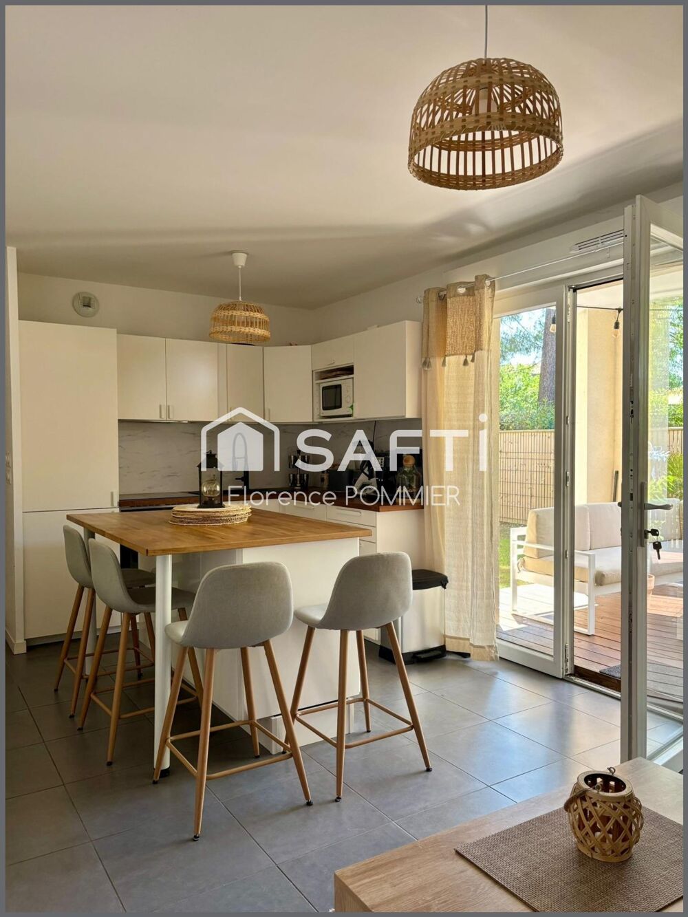 Appartement avec terrasse et jardin
