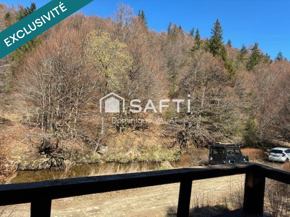 Joli chalet de montagne en bordure de rivière