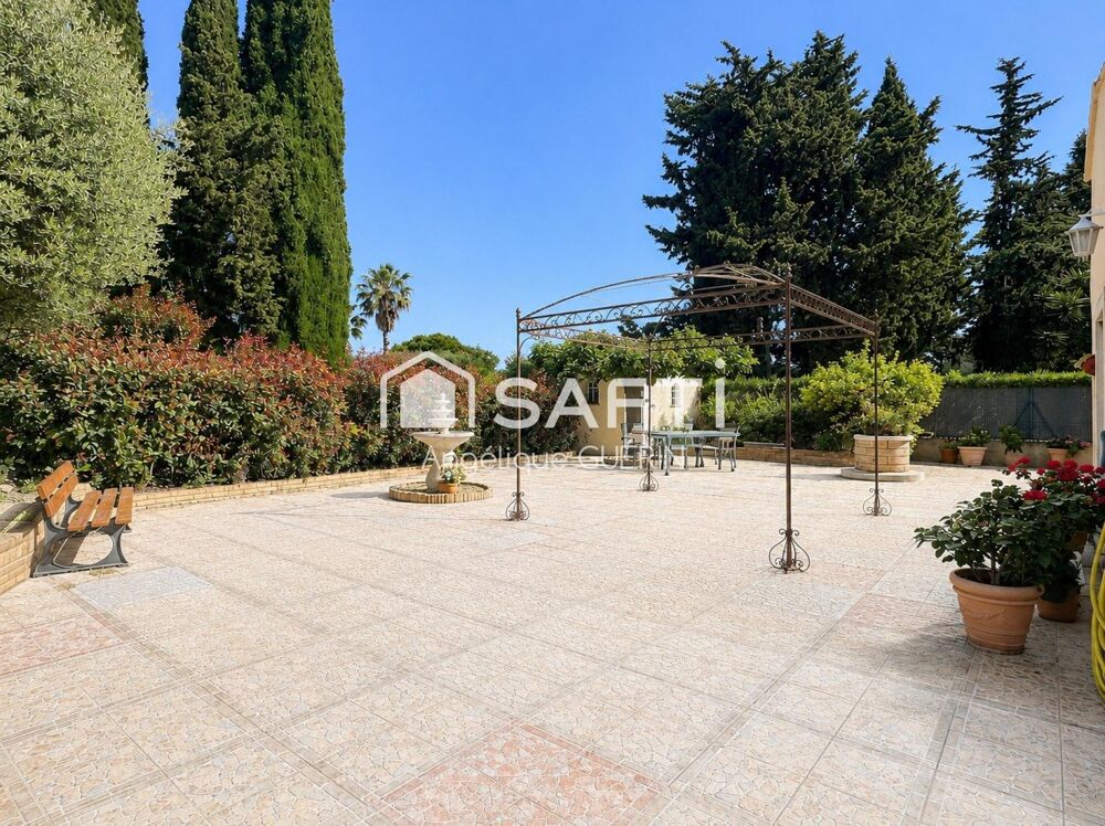 Vente Maison Maison traditionnelle familiale adaptée PMR Hyeres